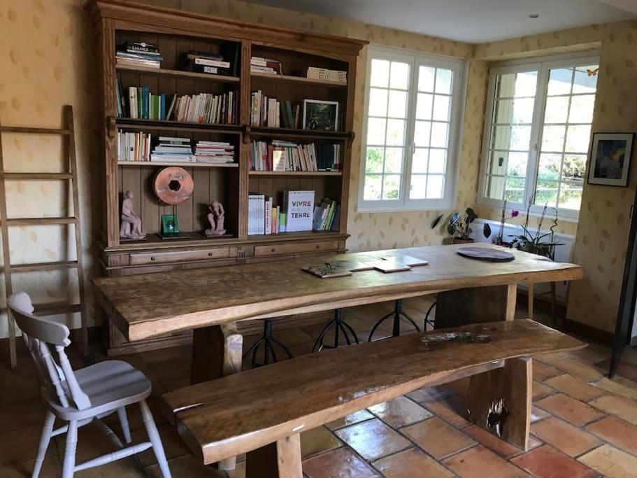 Moulin sous la Vergne Nanteuil-en-Vallée Extérieur photo
